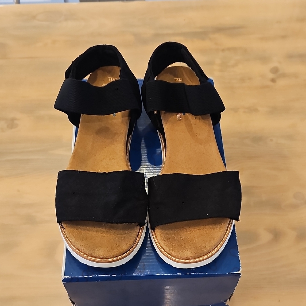 BOBS from Skechers Black and Tan Sandals